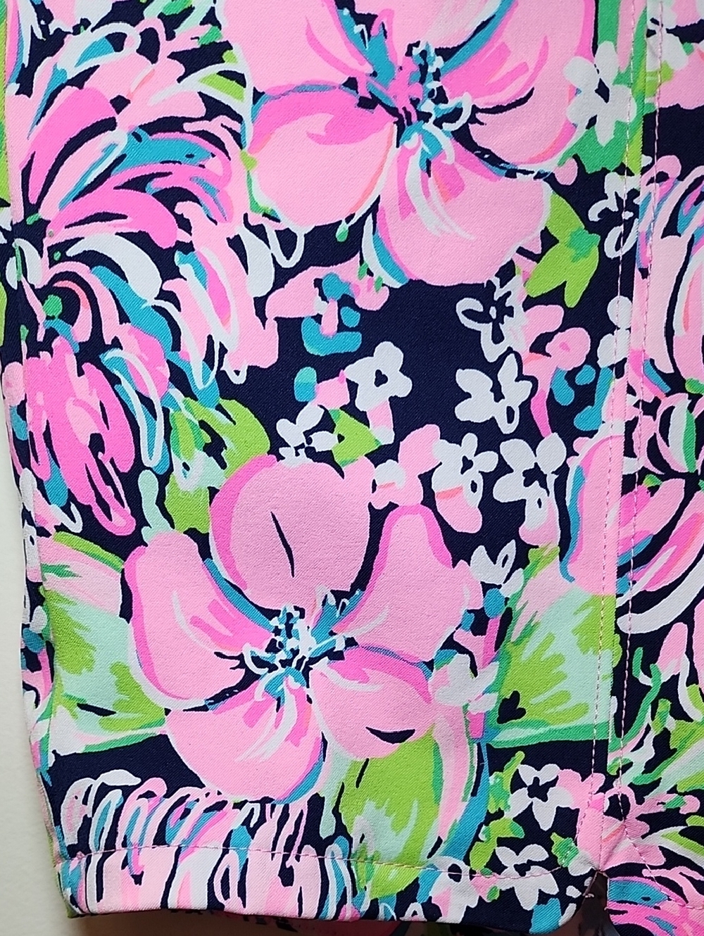 Lilly Pulitzer Luxletic Bettina UPF 50+ Navy Tall Order Bermuda Shorts Size 12 - Picture 9 of 16